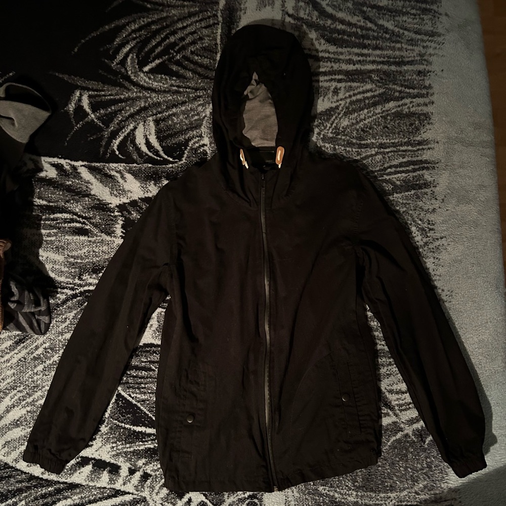 Small black thin zip up hoodie